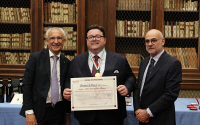 Premio Internazionale Bronzi di Riace: anch’io tra i “fieri guerrieri” premiati a Napoli